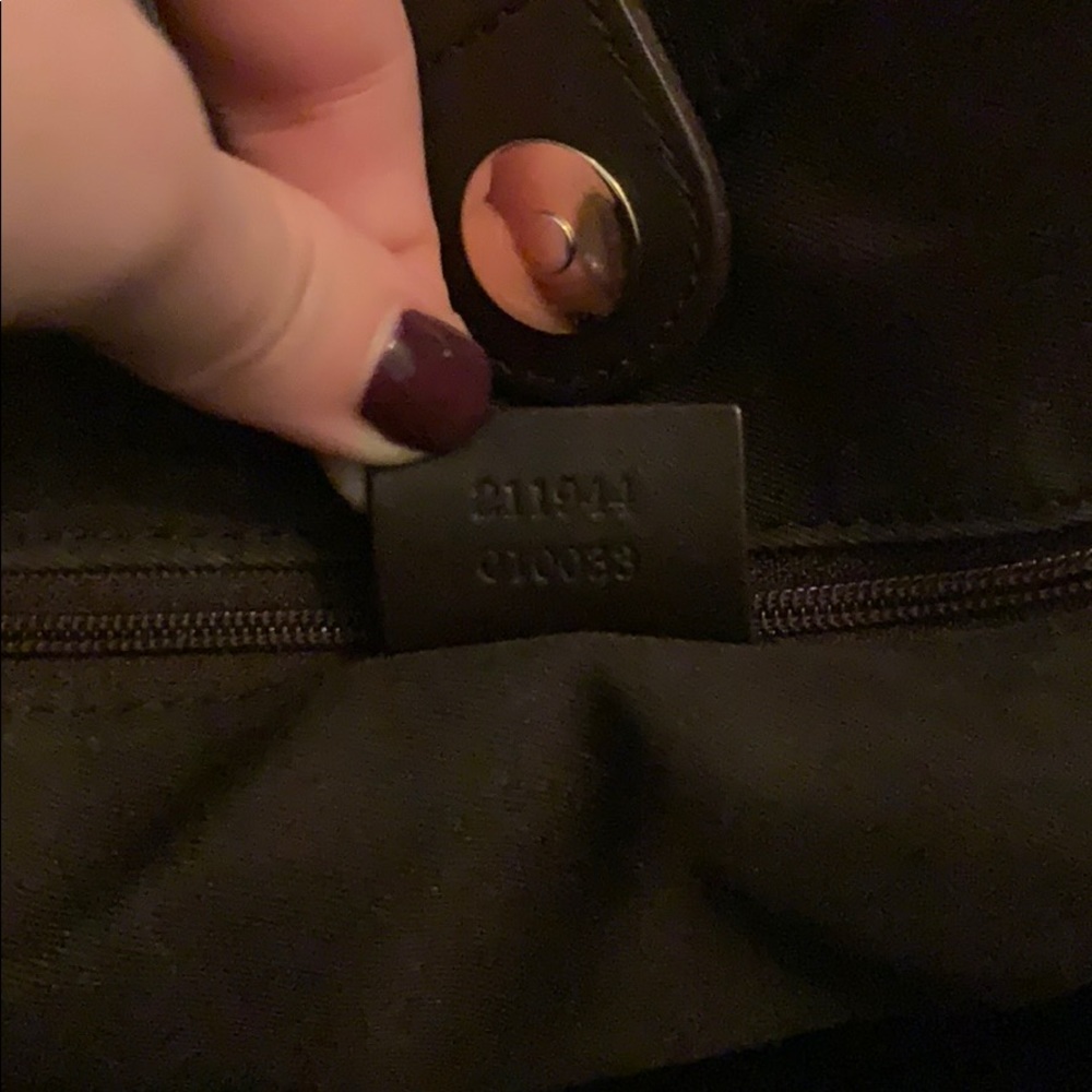 Gucci Tote - Picture 14 of 15